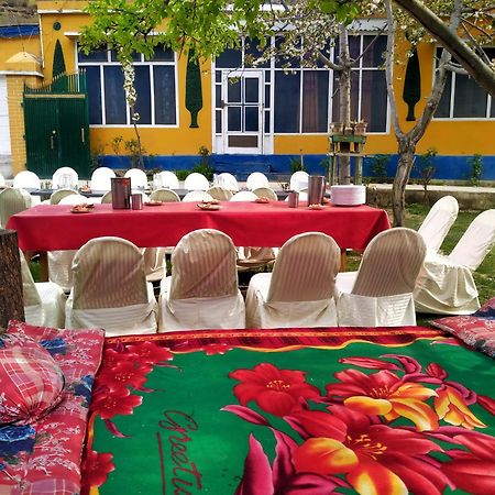 Rakaposhi Amin Hotel & Restaurant Pissan Hunza Nagar Gilgit Baltistan Eksteriør billede