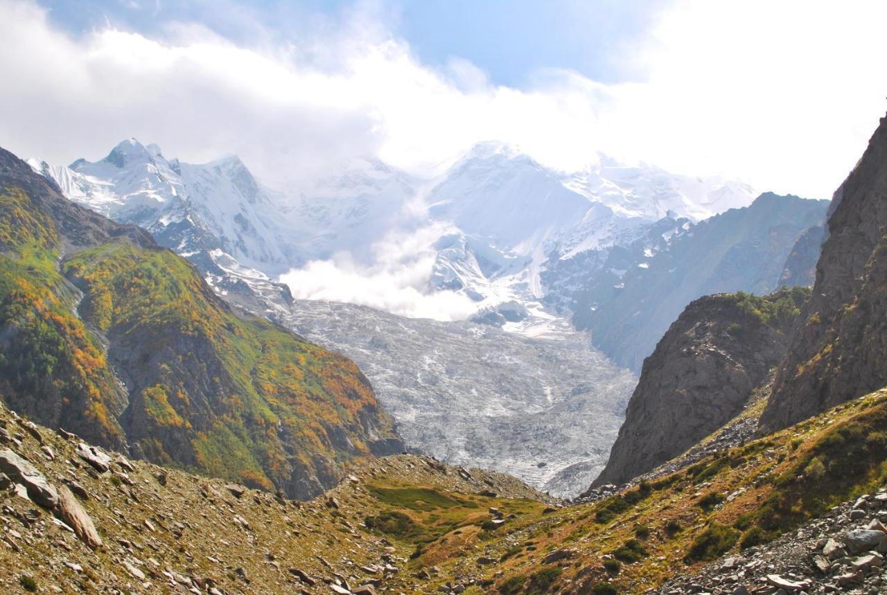Rakaposhi Amin Hotel & Restaurant Pissan Hunza Nagar Gilgit Baltistan Eksteriør billede