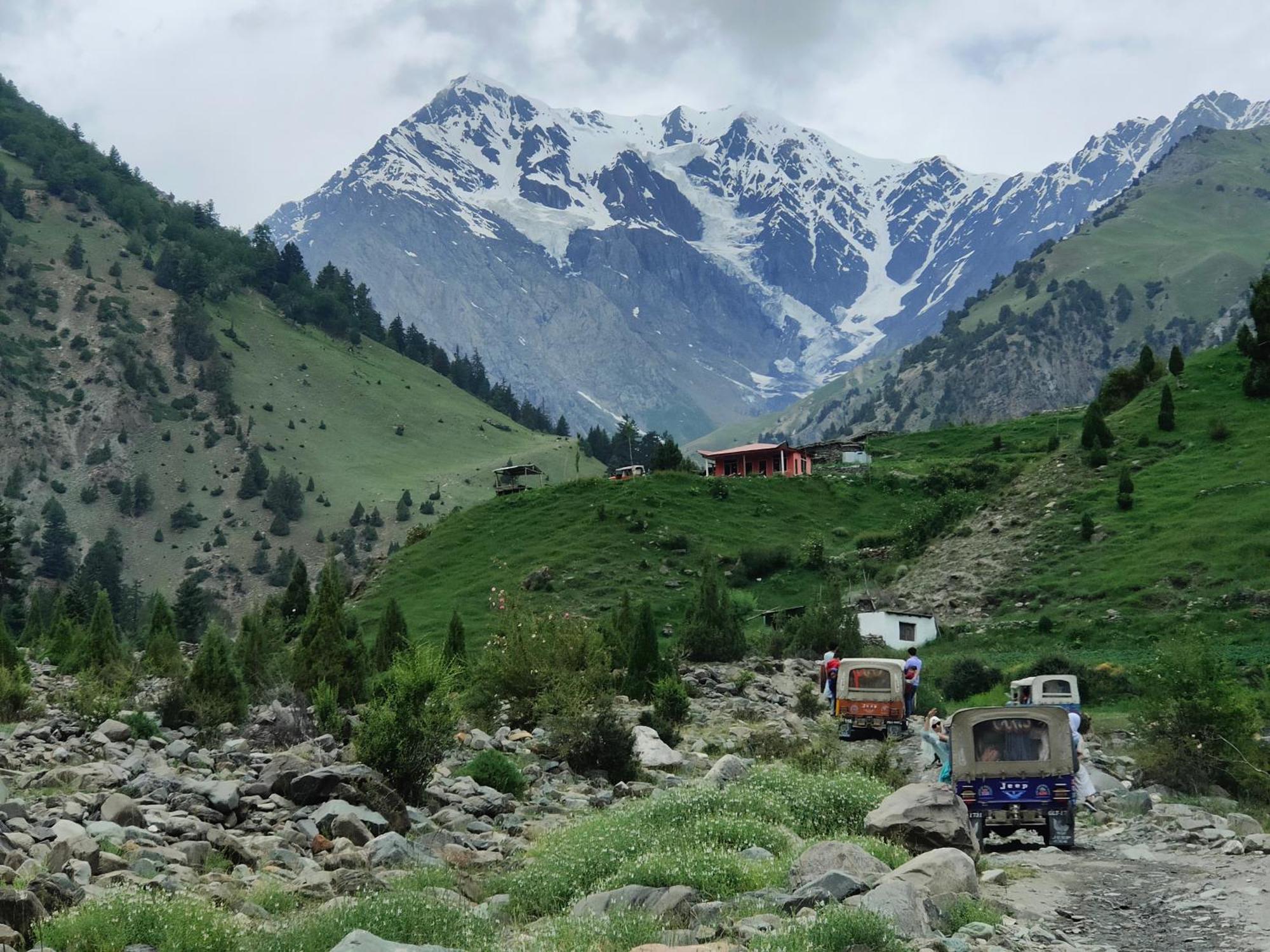 Rakaposhi Amin Hotel & Restaurant Pissan Hunza Nagar Gilgit Baltistan Eksteriør billede