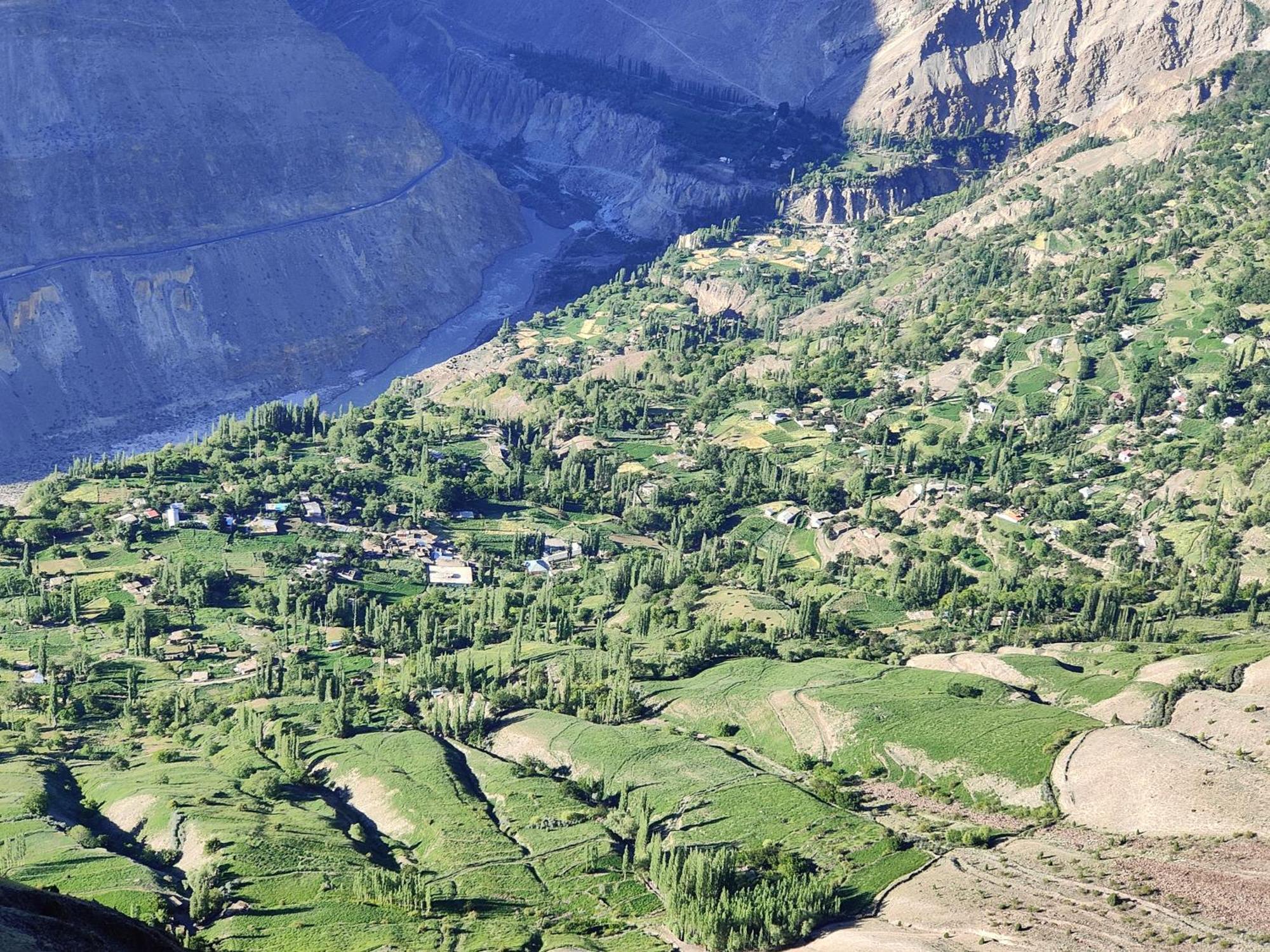 Rakaposhi Amin Hotel & Restaurant Pissan Hunza Nagar Gilgit Baltistan Eksteriør billede