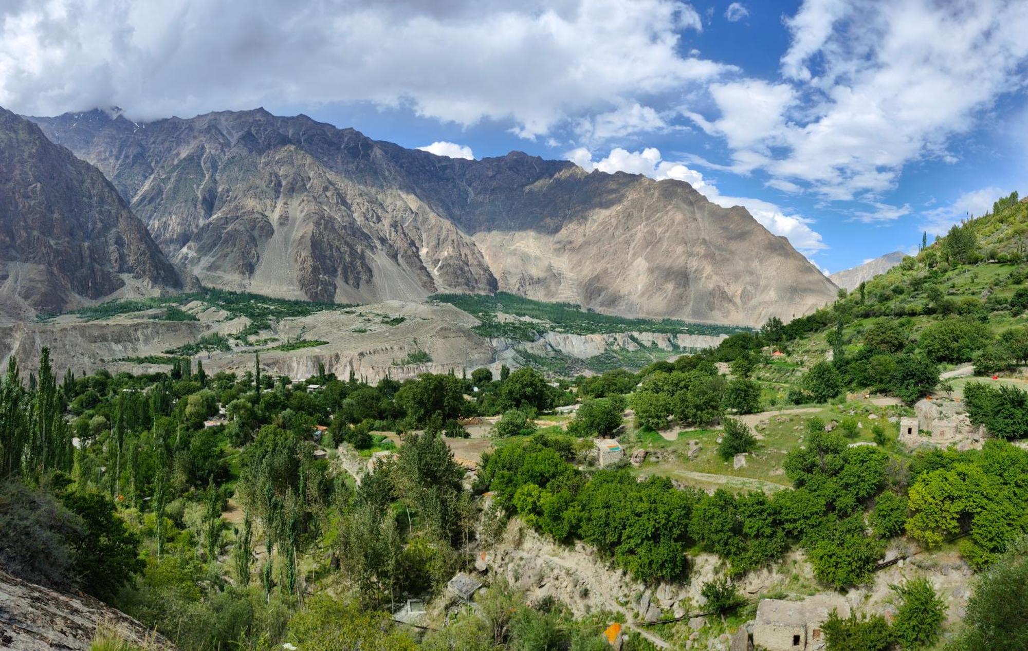 Rakaposhi Amin Hotel & Restaurant Pissan Hunza Nagar Gilgit Baltistan Eksteriør billede